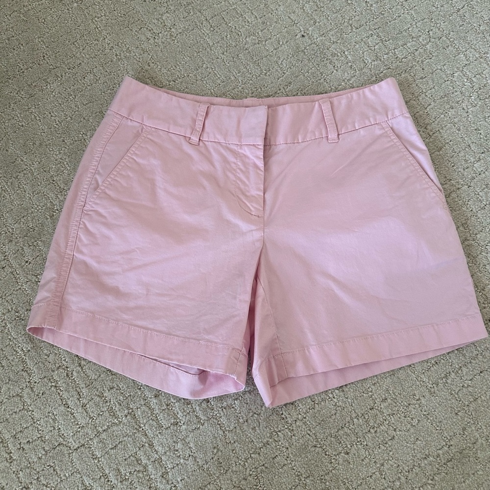 Vineyard Vines pink khaki shorts